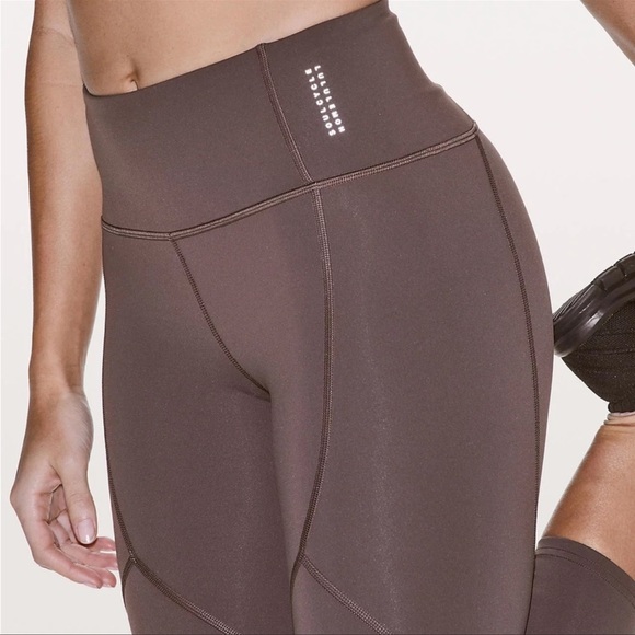 Lululemon x Soulcycle To The Beat Leggings 23” in Purple Taupe - Size 6 - Picture 2 of 10